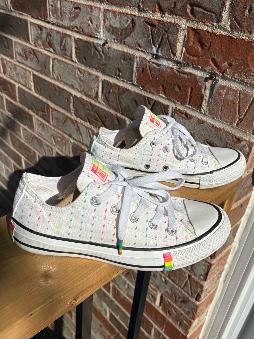 Converse Chuck Taylor All Star Ox 'Pride Pattern' low-top sneakers Women’s SZ 5